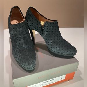 🌱Rebeca Sanver Sparked Black Suede Heeled Ancle Booties, Size 7.5/38 EU